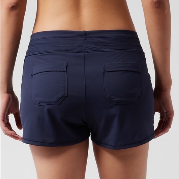 💙 Athleta Lahaina Short // Dress Blue - Picture 8 of 15